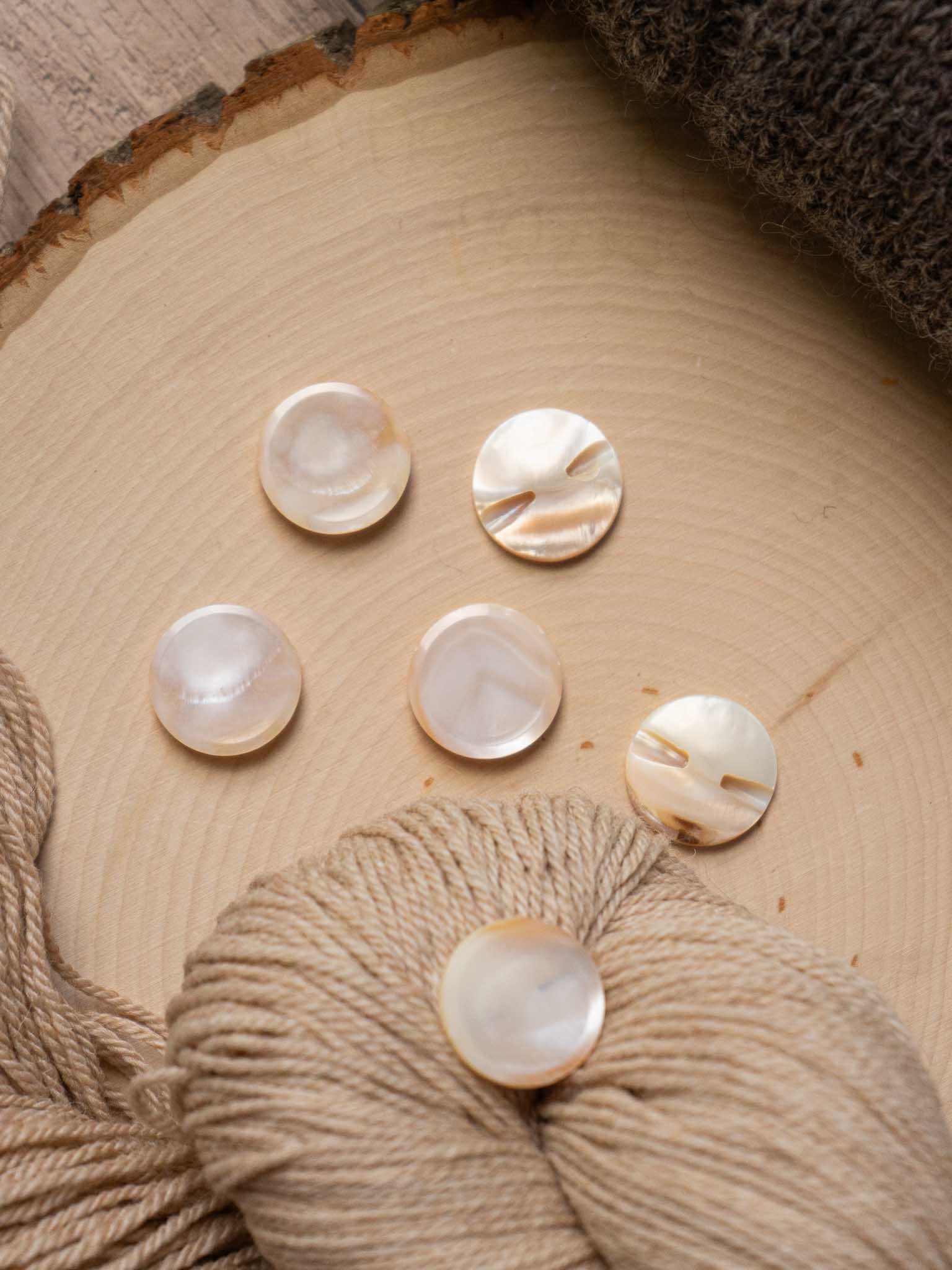 Sand Dollar<br/><small>Vintage Mother of Pearl Button</small>