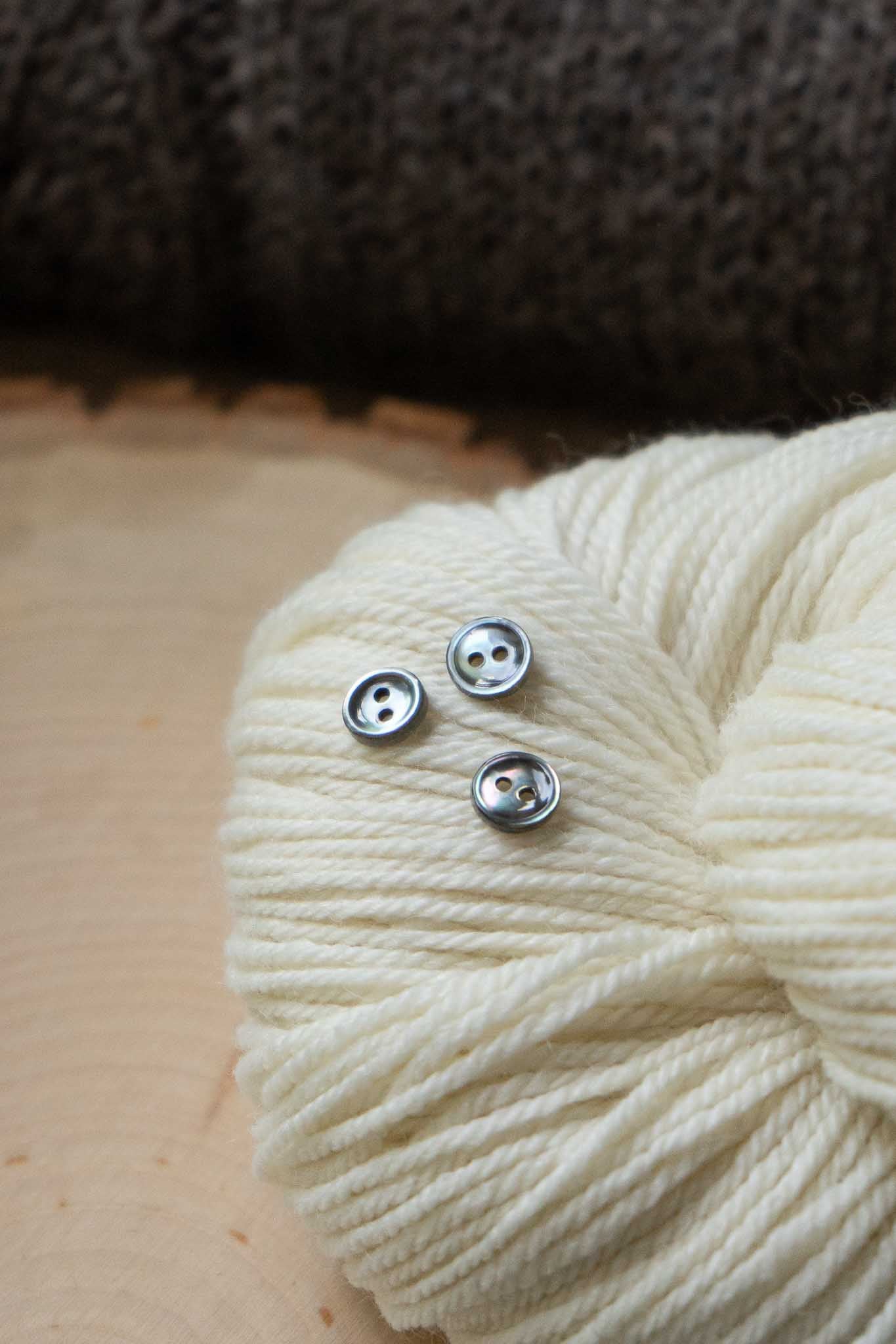 Smoke <br/><small>Vintage Mother of Pearl </small>