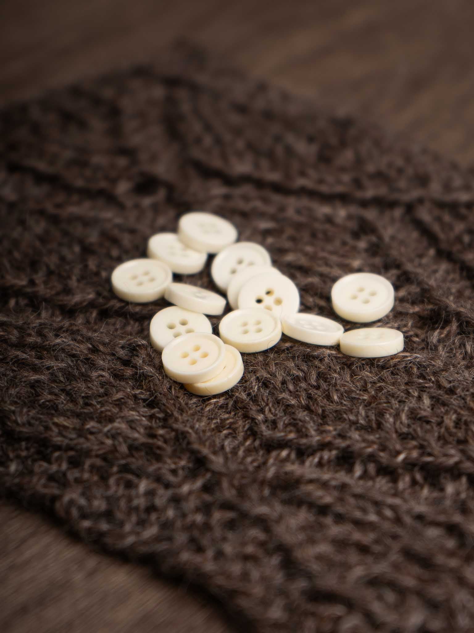 Snowberry <br/><small> 11.5mm - 28mmOx Bone</small>