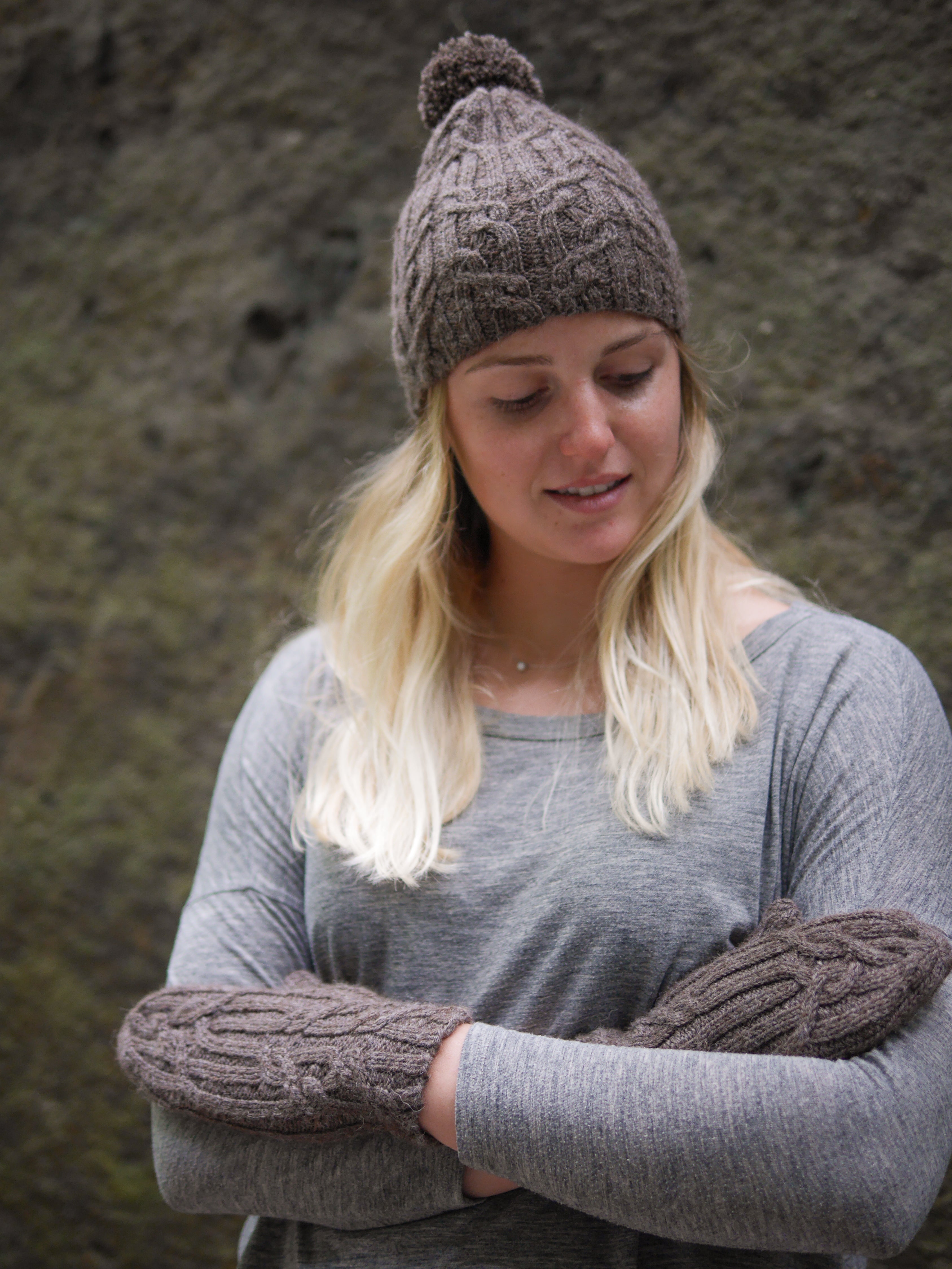 Snowflake Cap <br/><small>knitting pattern</small>