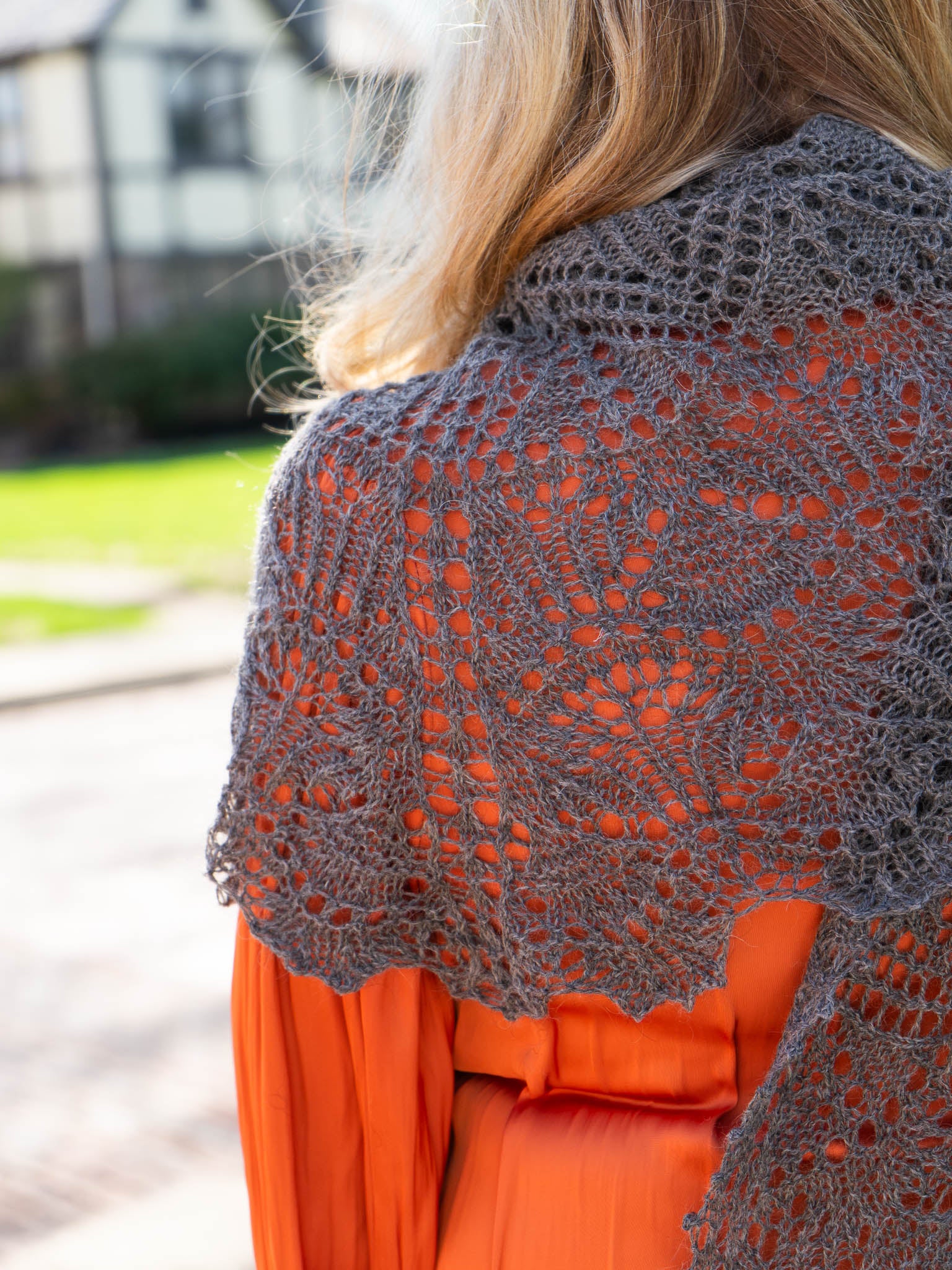Squall <br/><small> Shawl knitting pattern</small>
