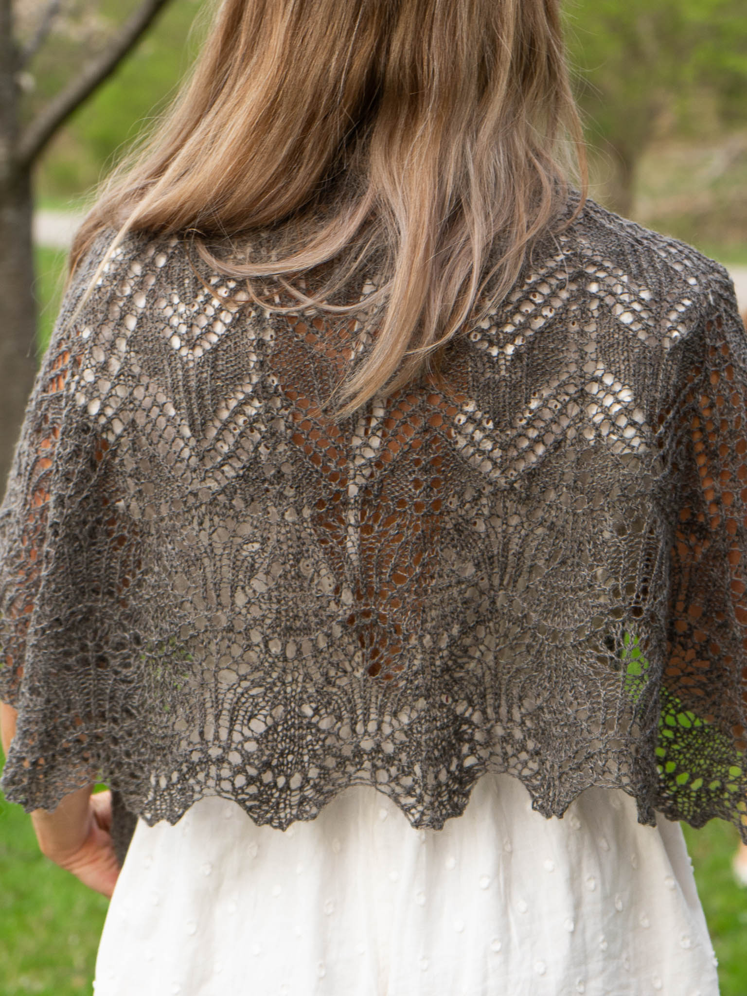 Squall <br/><small> Shawl knitting pattern</small>