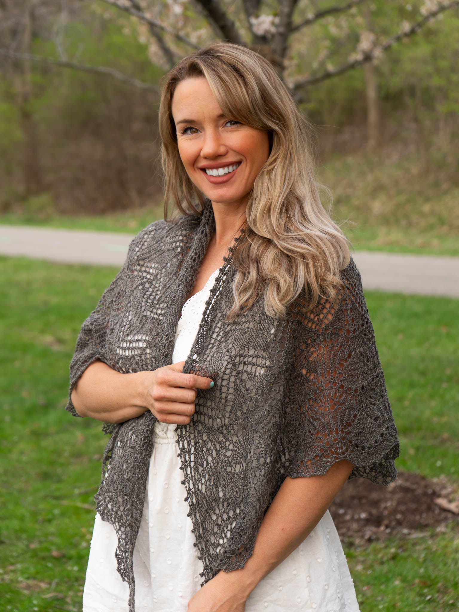 Squall <br/><small> Shawl knitting pattern</small>