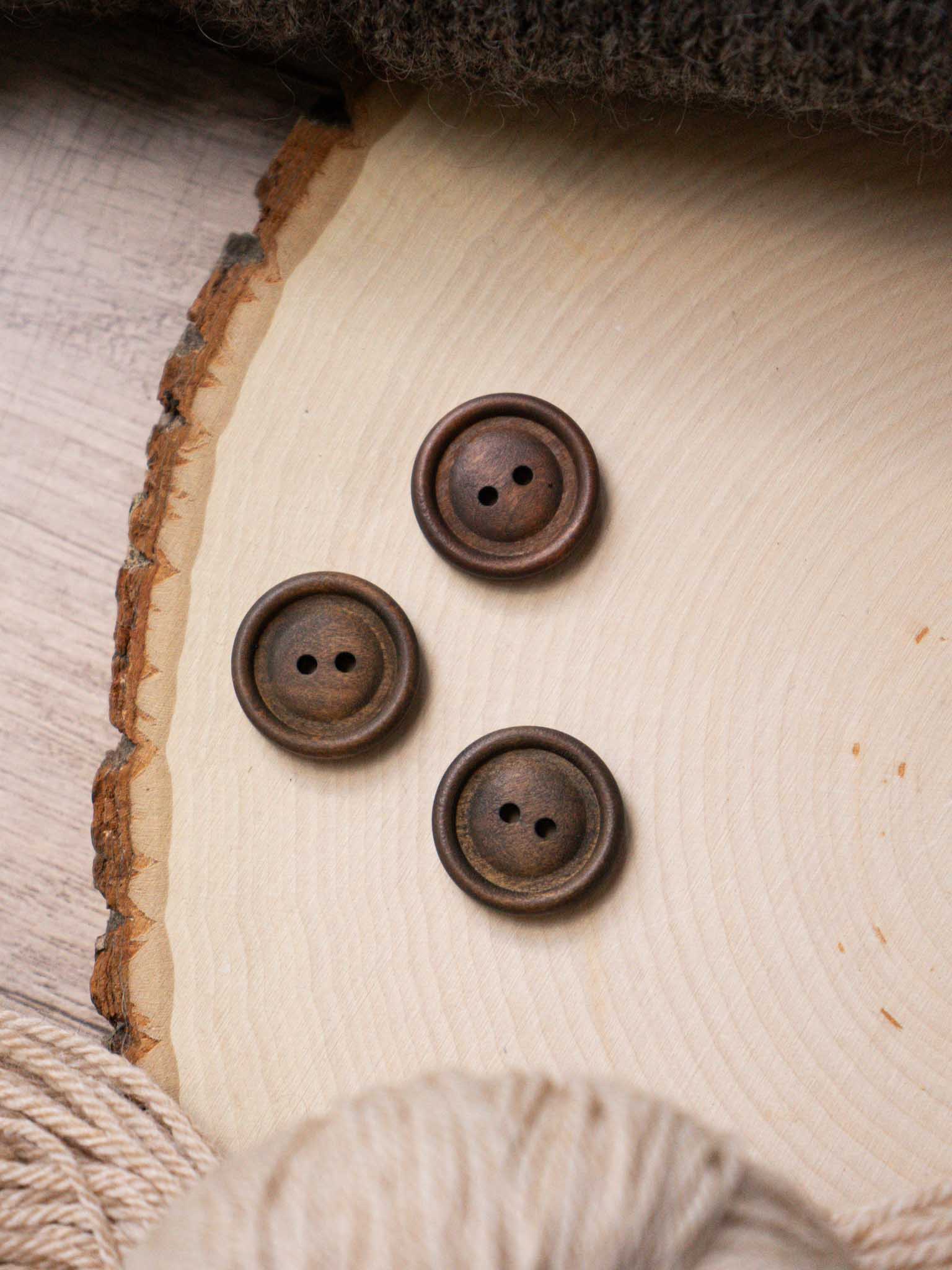 Timber <br/><small>Wooden Button</small>