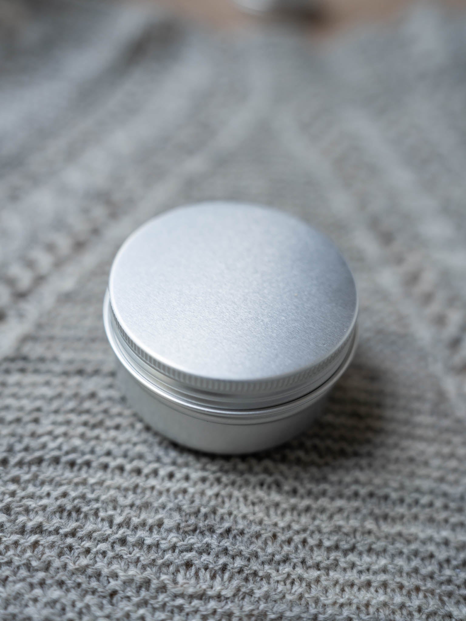 Tin Storage Box for Stitch Markers – Small Metal Organizer for Knitting Notions