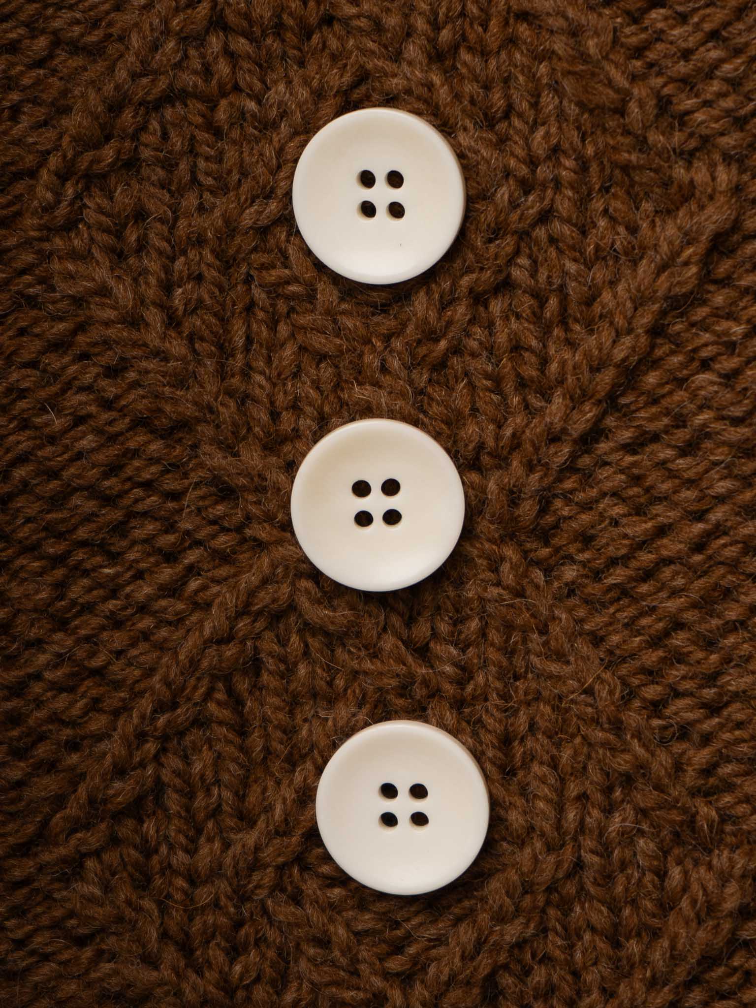 Titurnum <br/><small>15 - 20mm Bone Button</small>