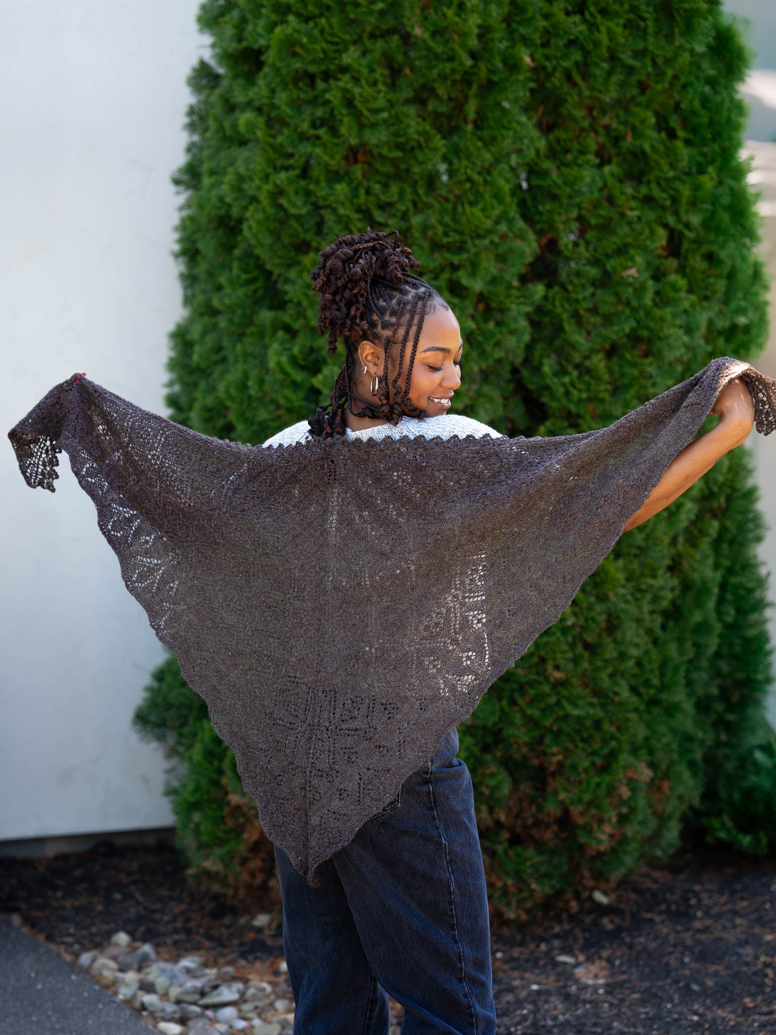 Wasp and Rose Lace Shawl <br/><small>knitting pattern</small>