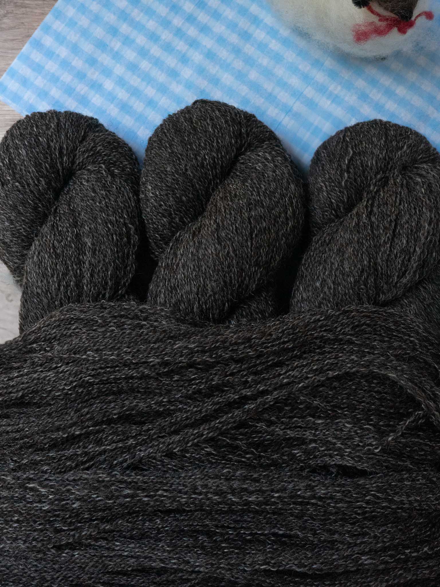 Zwartbles Marls Fingering<br><small>80/20% zwartbles/alpaca</small>