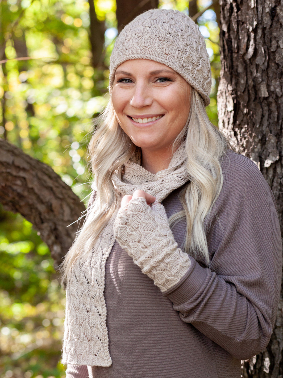 Fallberry Mitts, Hat, and Scarf knitting pattern