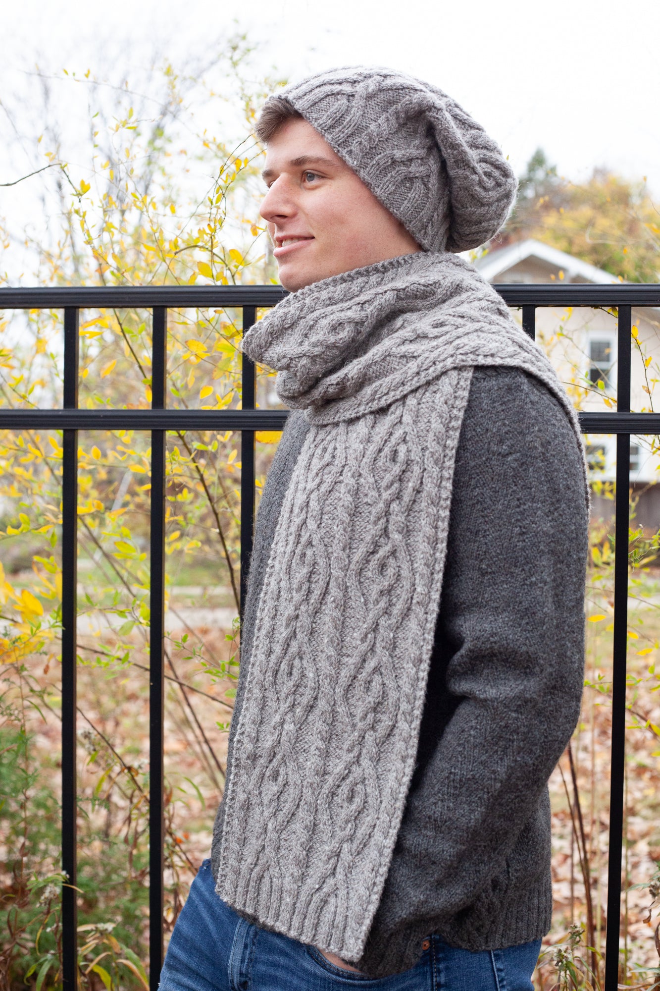 Men's Winter Hat and Scarf Knitting Pattern