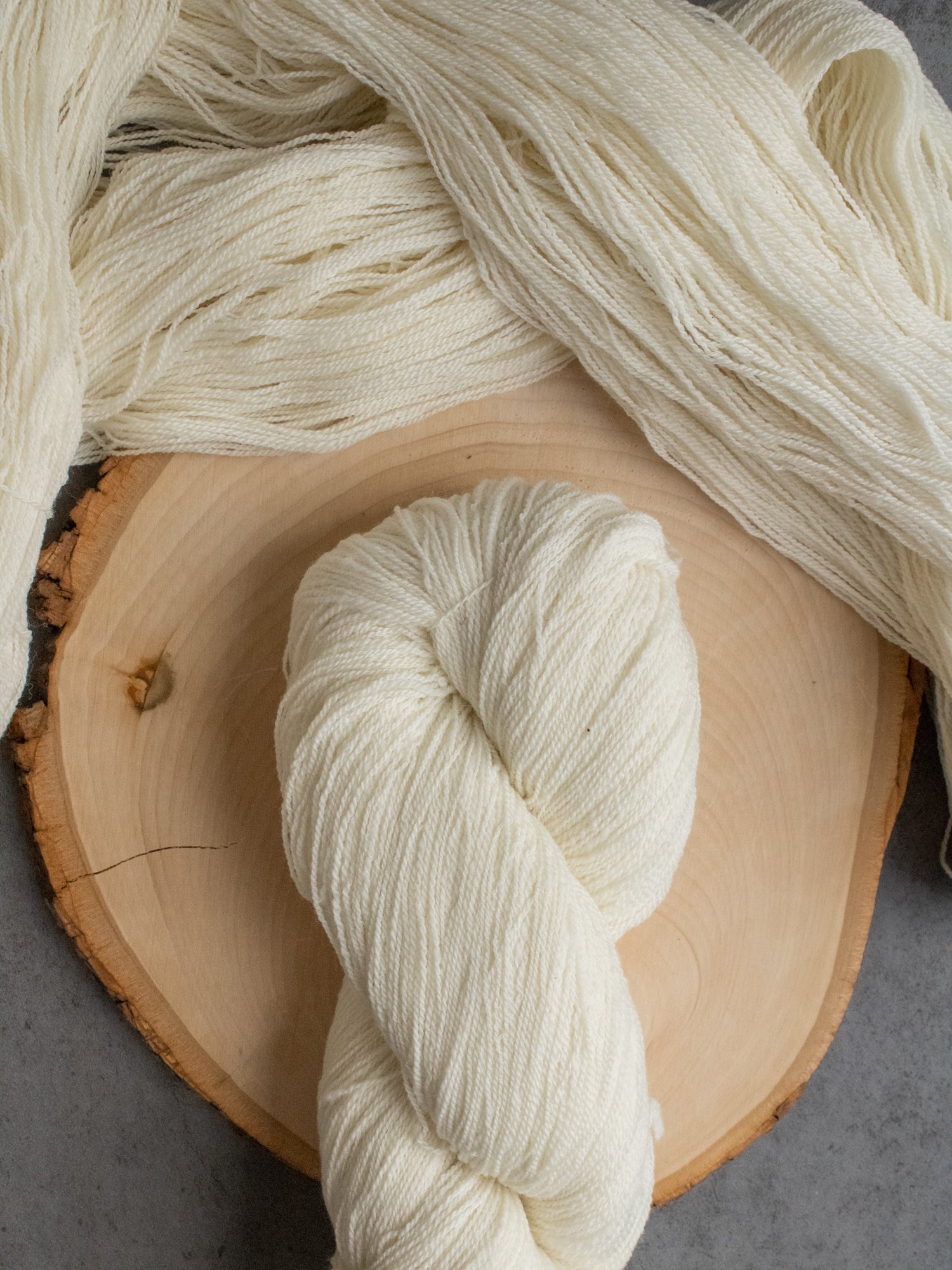 Cormo Lace <br><small>100% cormo wooll</small>