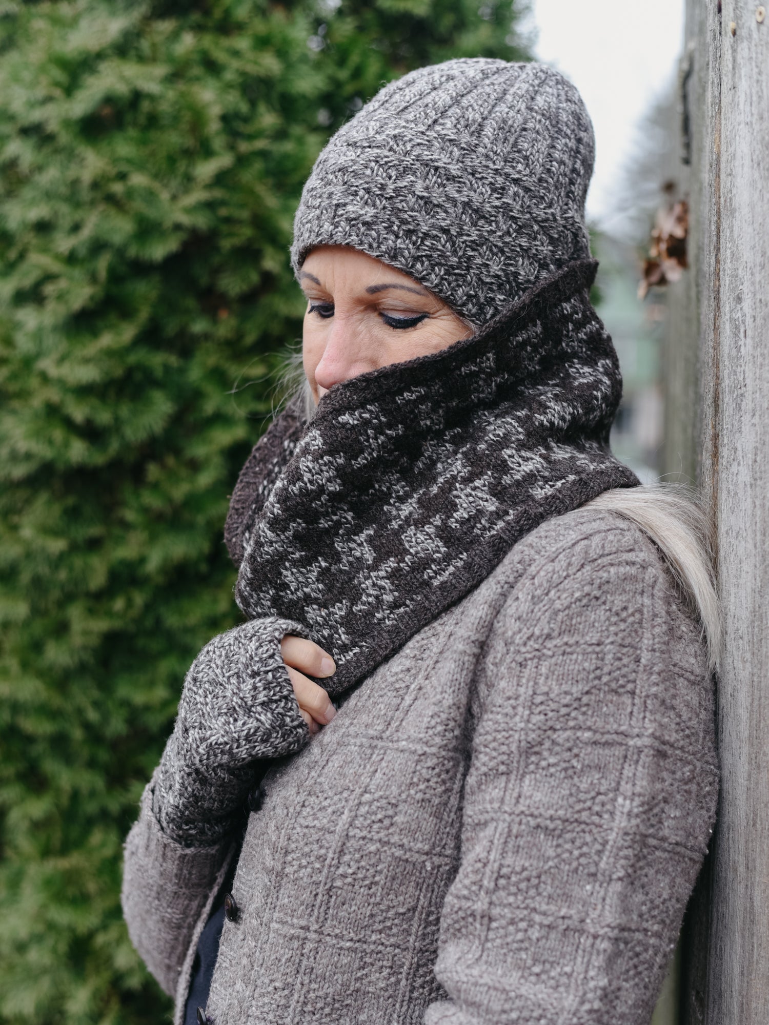 Horn of Plenty Cowl <br/><small>knitting pattern</small>