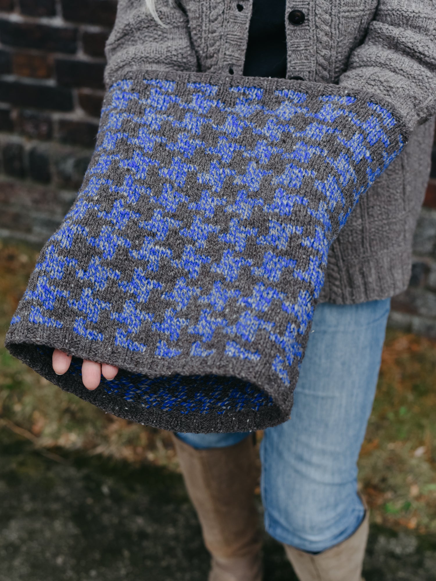 Horn of Plenty Cowl <br/><small>knitting pattern</small>