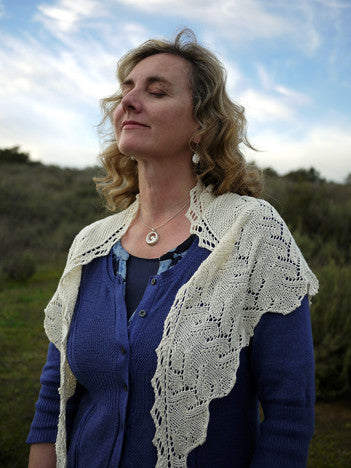 Love Shawlette <br/><small>knitting pattern</small>