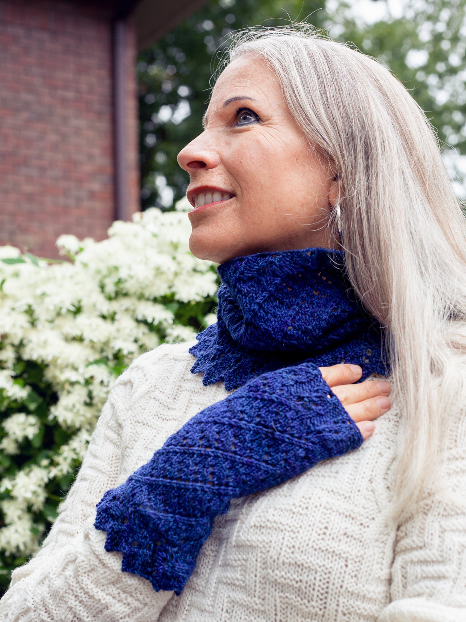 Spiraluscious Mitt <br/><small>knitting pattern</small>