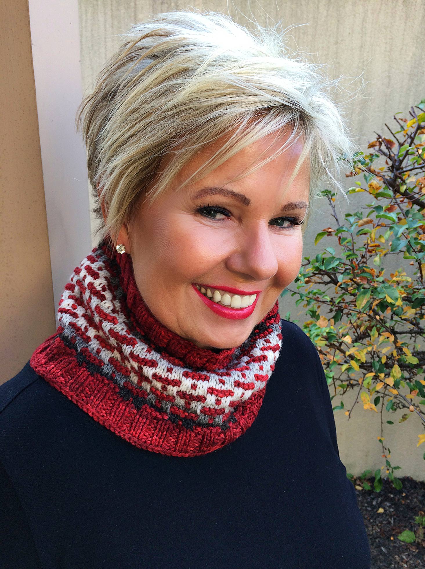 Transmitter Cowl <br/><small>knitting pattern</small>