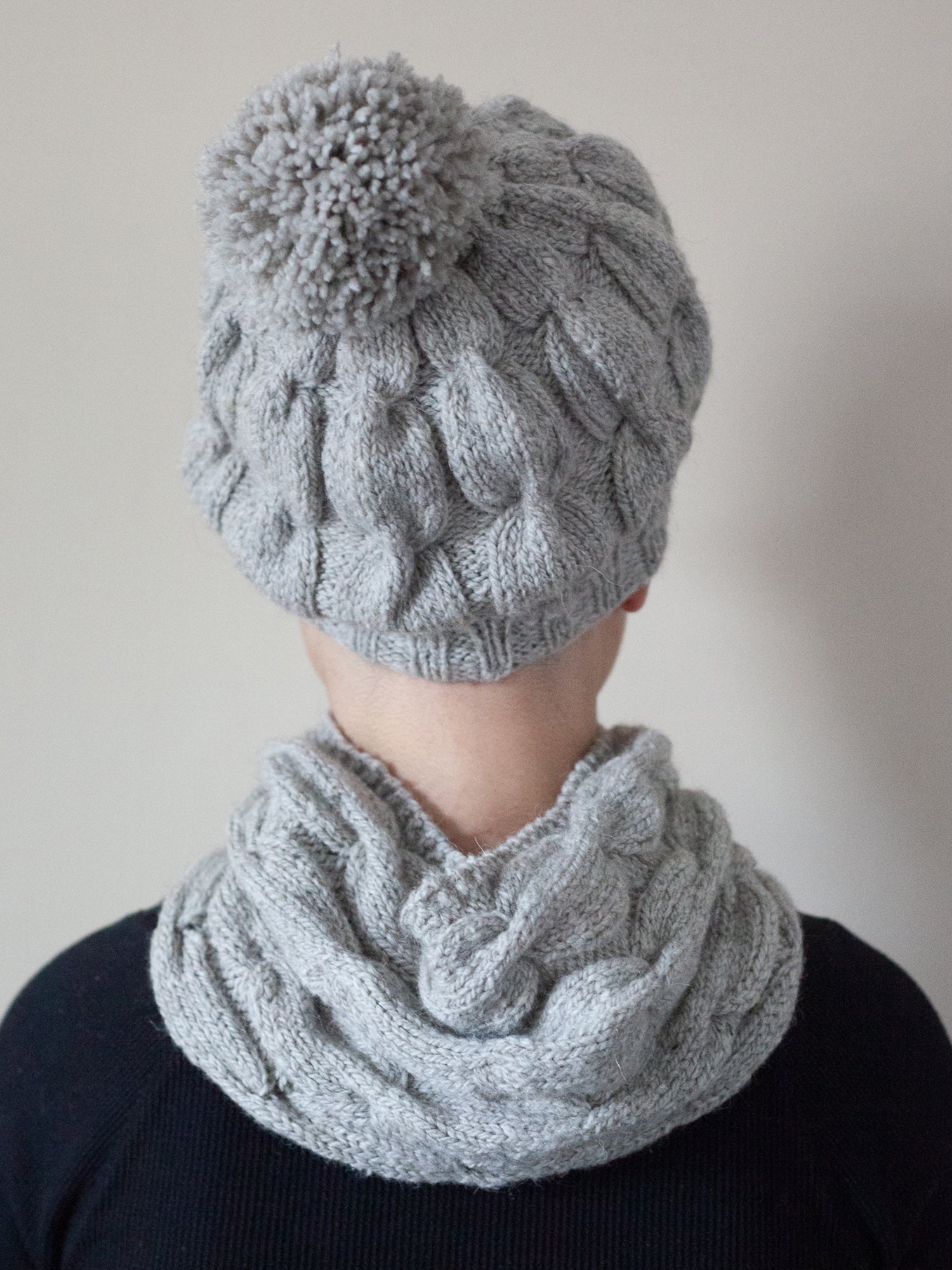 Chain, Chain, Chain Cowl <br/><small>knitting pattern</small>