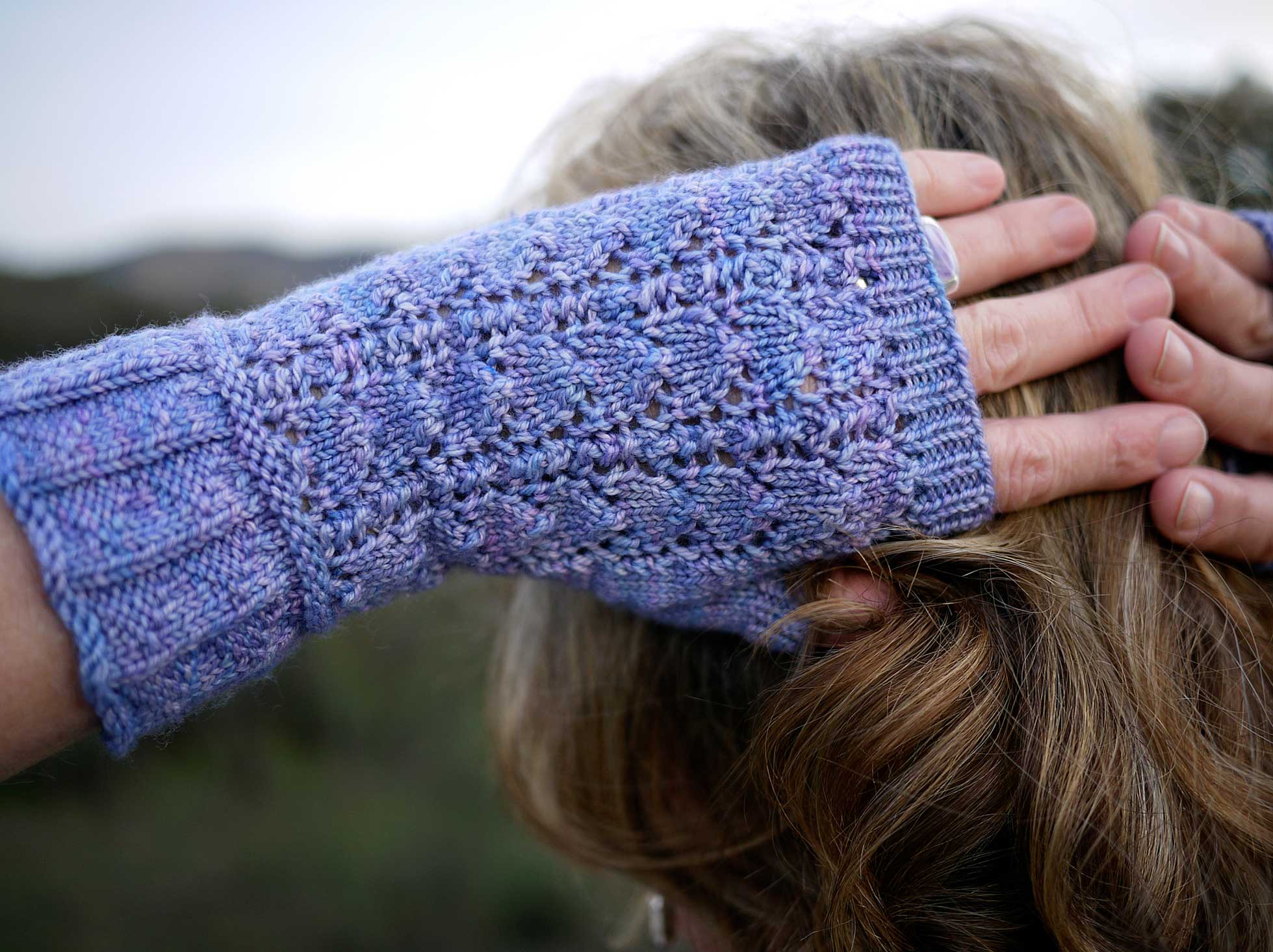 Eliza Lace Mitts <br/><small>knitting pattern</small>