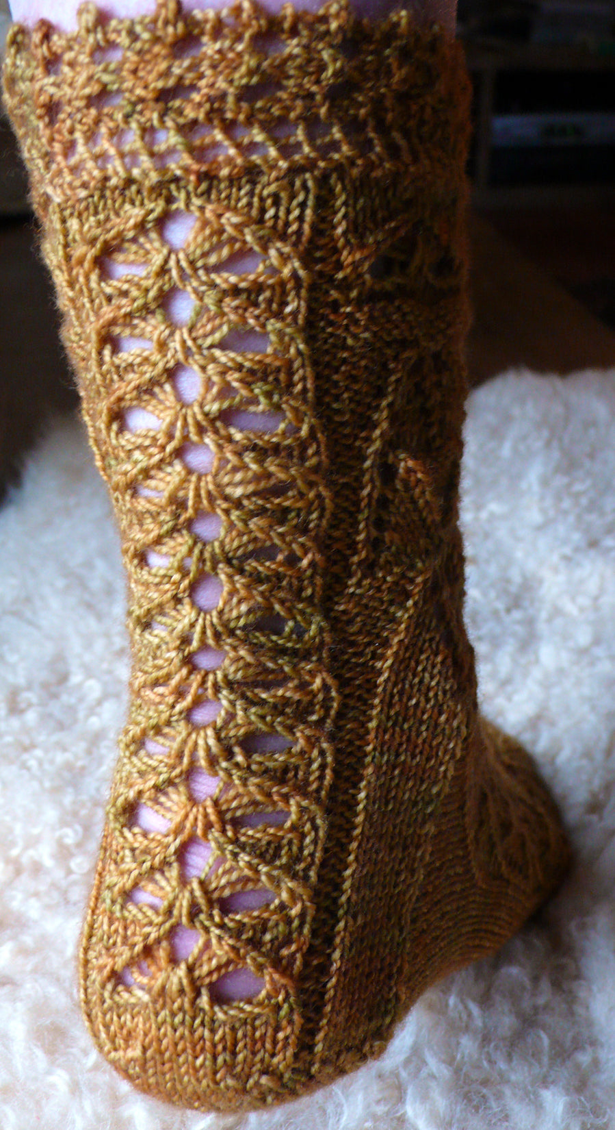 Marie Antoinette socks <br/><small>knitting pattern</small>