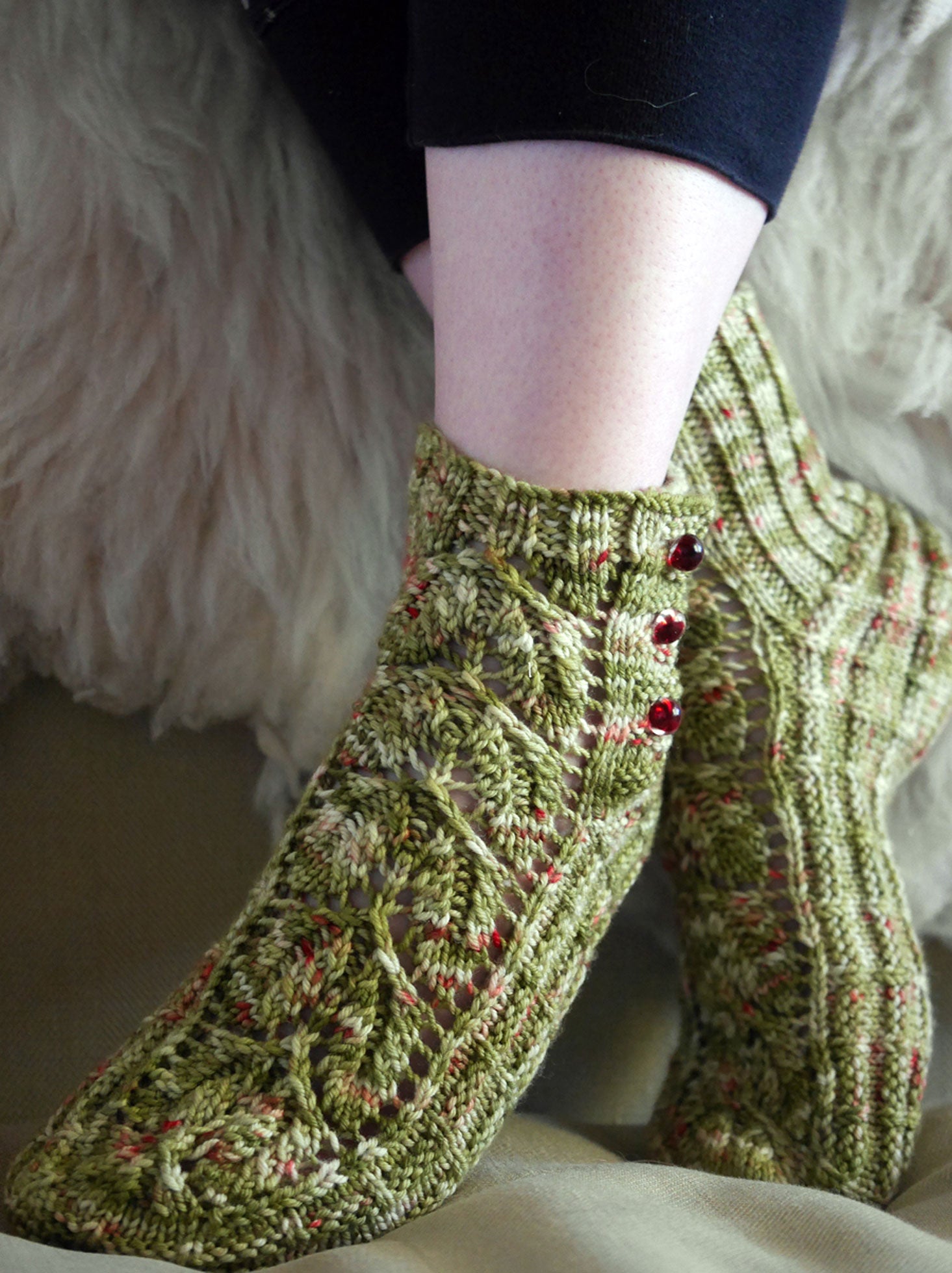 Mistle Toes <br/><small>knitting pattern</small>