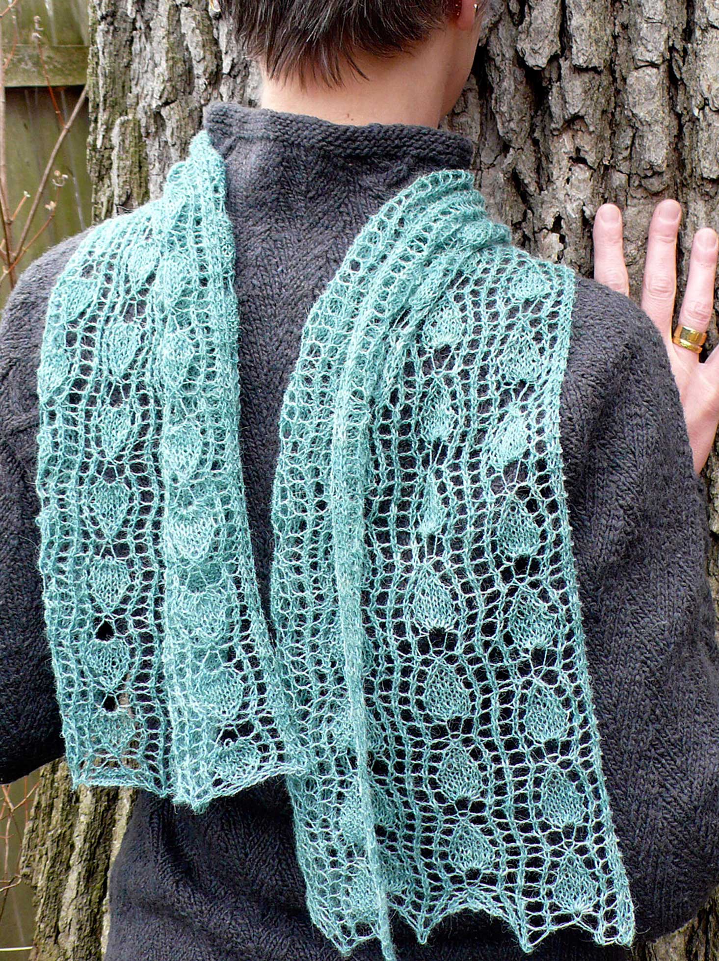Pear and Trellis Scarf <br/><small>knitting pattern</small>