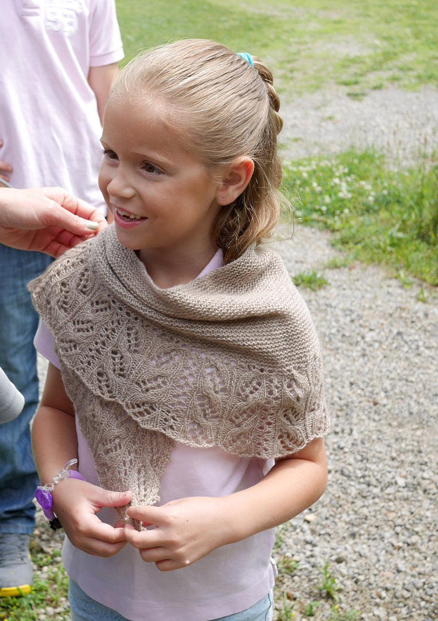 Pea Trellis <br/><small>knitting pattern</small>